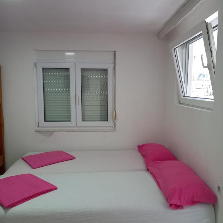 Dzenan apartmani - Apartment - 3