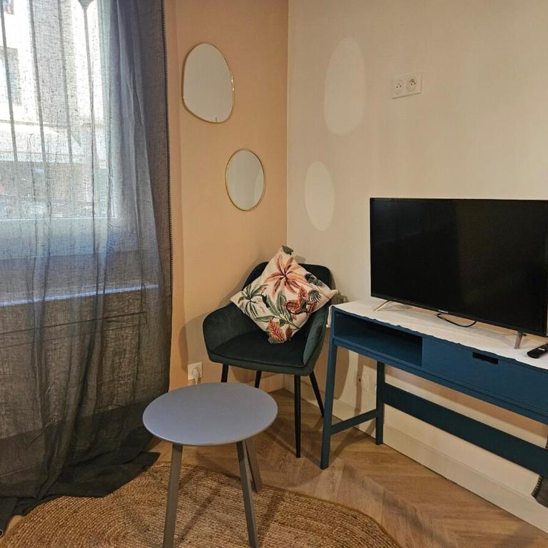 Charmant studio près du pont avignon - Studio - 8
