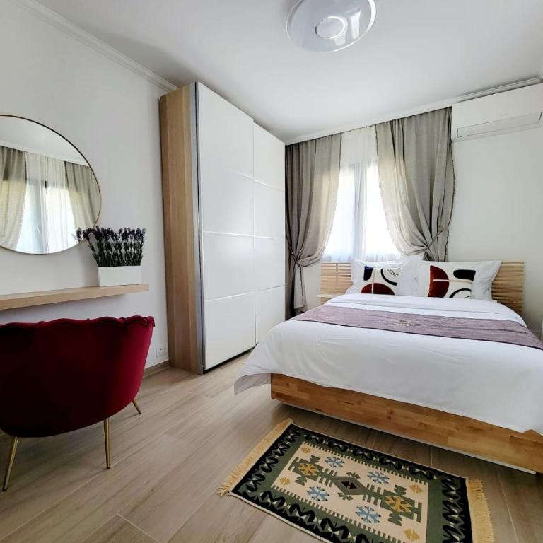 Villa Riviera - Estudio Superior - 1