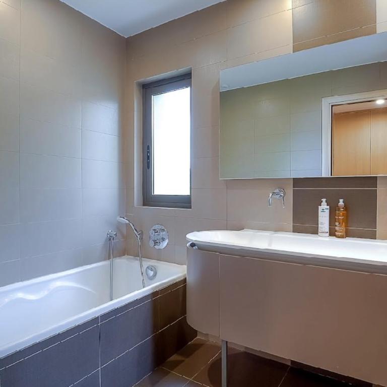 Villa Spacieuse - Piscine chauffée - Climatisé - Villa con Piscina Privata - 31