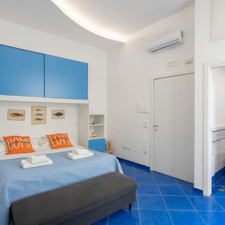Sunset Luxury Rooms - Camera Deluxe - 3