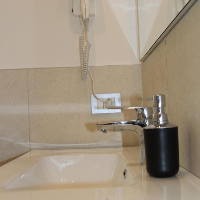 san rocco apartments - One-Bedroom Apartment - 28
