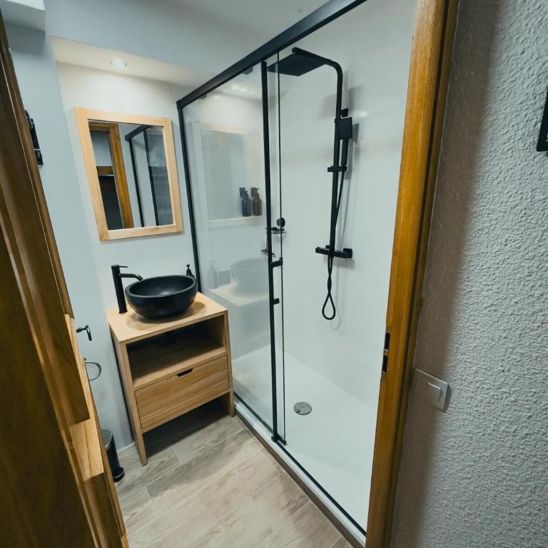 Le Montenvers - Central Studio & Private parking - Apartment mit 1 Schlafzimmer und Aussicht - 2