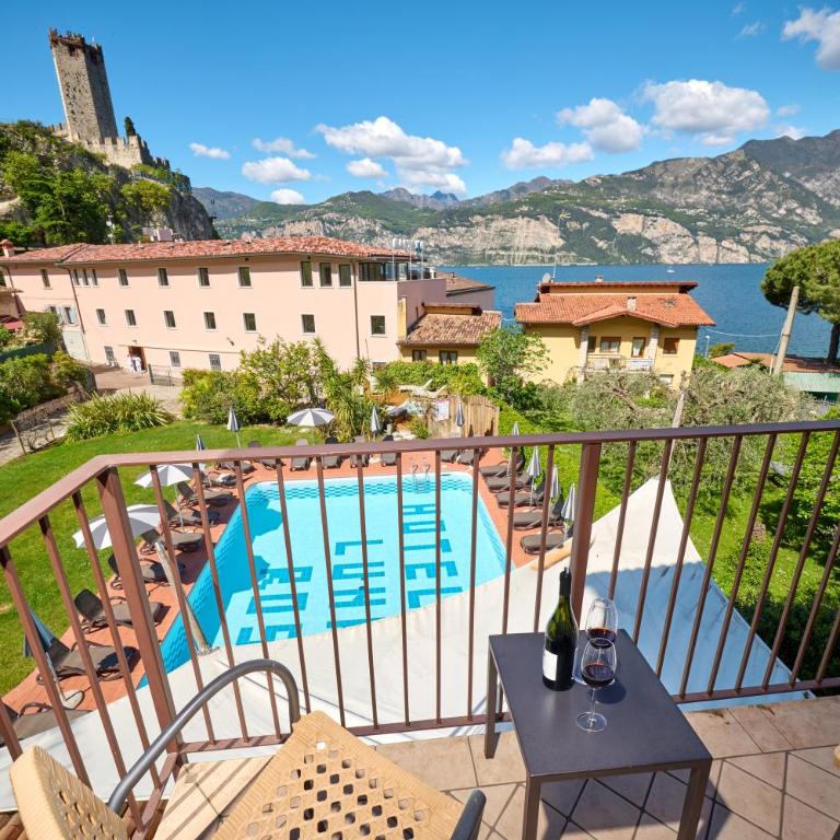 Hotel Luna Rossa - Camera Matrimoniale con Vista Piscina - 3