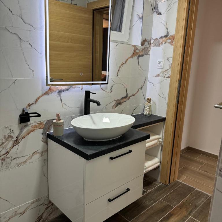 Viktor Lux Apartmani - Deluks Trokrevetna Soba - 10