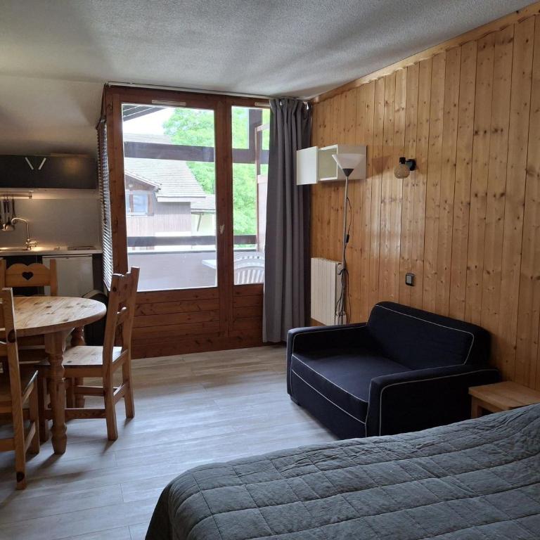 Studio 4 pers avec balcon et parking, WIFI inclus, animaux admis - Studio - 2