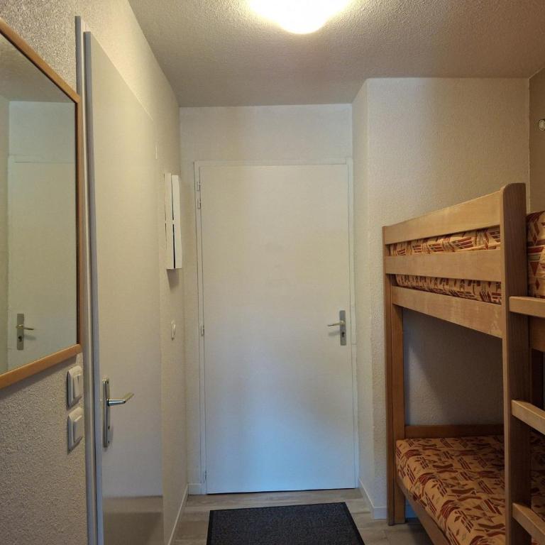 Studio 4 pers avec balcon et parking, WIFI inclus, animaux admis - Studio - 4