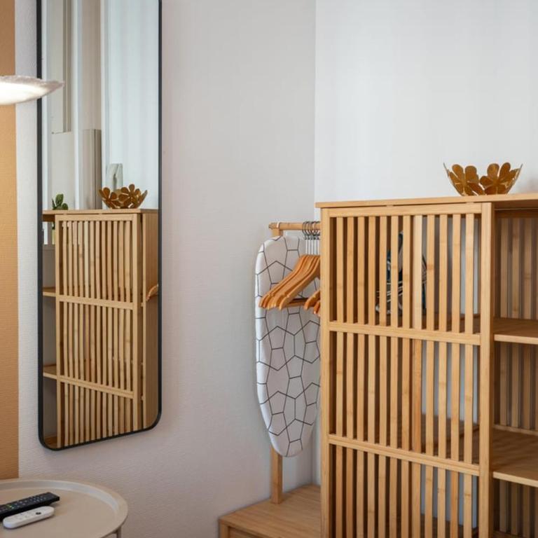 Charming Lille St Michel studio - Apartment - 18