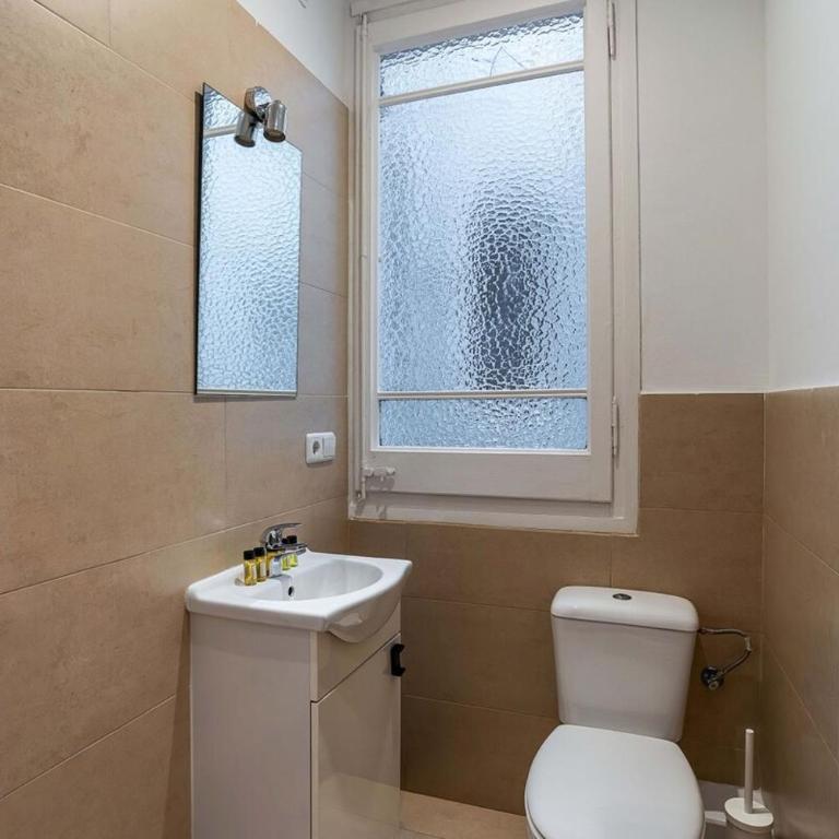 Canela Homes MIDTERM MONUMENTAL - Apartamento de 4 dormitorios con balcón - 13