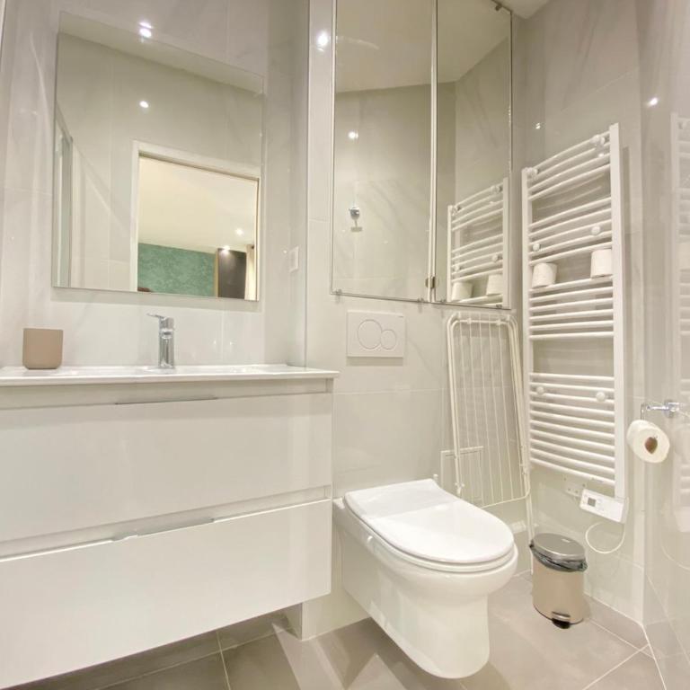 GuestReady - Sleek emerald escape in the 13th arr. - Appartement - 9