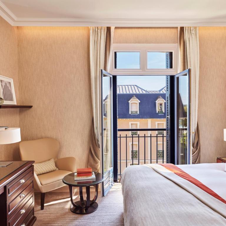 Hôtel Barrière Le Grand Hôtel Dinard - Chambre Supérieure - 2