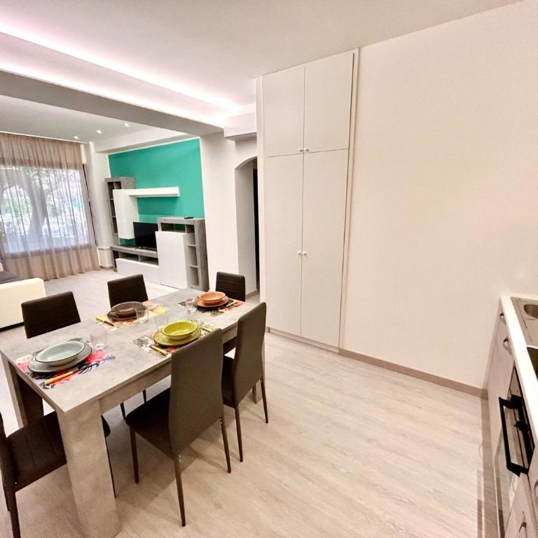 Trilo Momo con aria condizionata, wifi, posto auto e piscina - Appartamento con 2 Camere da Letto - 4