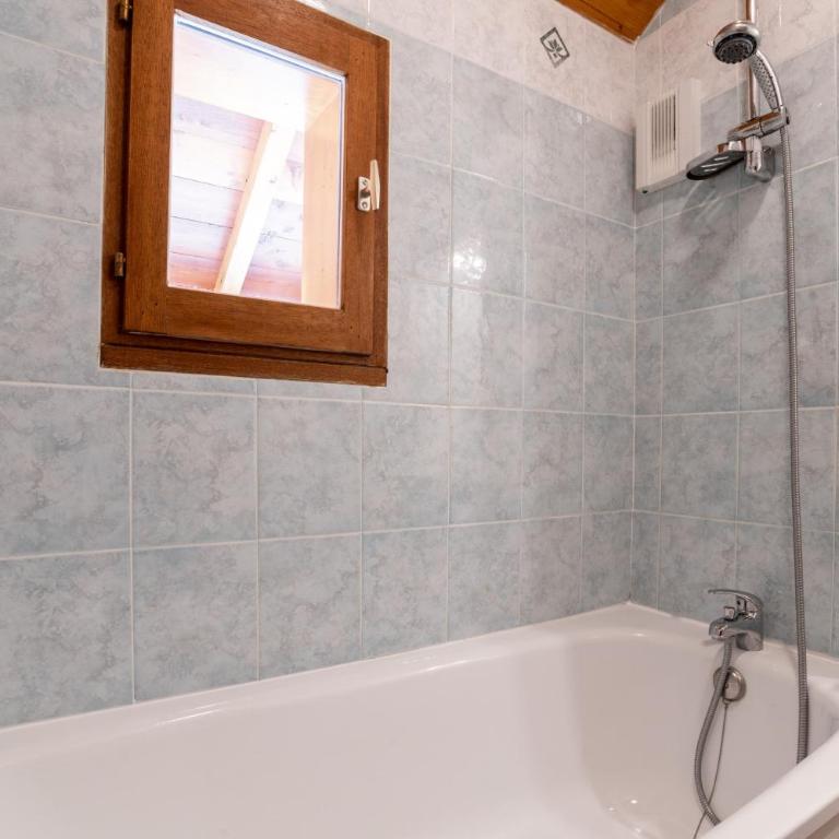 Appartement vue sur les pistes, pour 8 - Appartement - 12