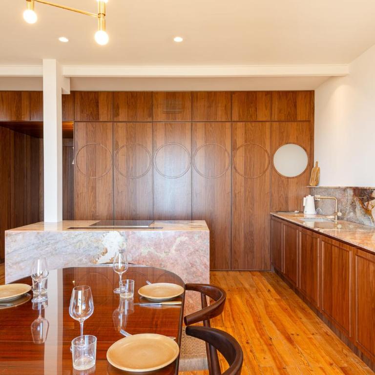 EUGENIE - Apt with balcony and sea view and Hotel du Palais in Biarritz - Apartment - 9