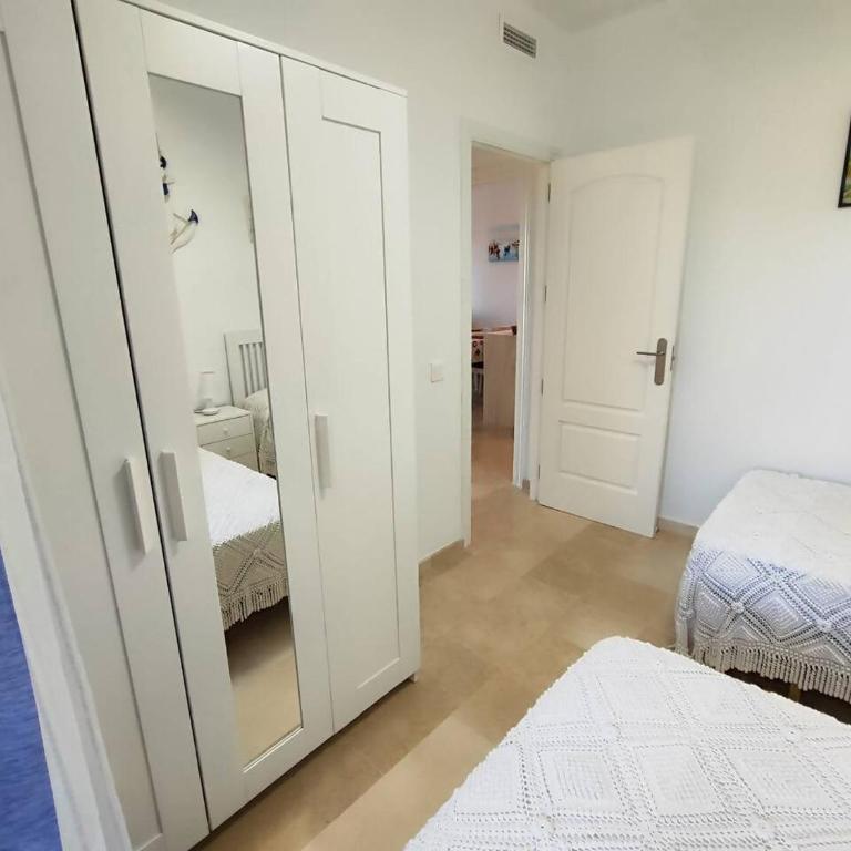 Caballito de mar: Playa&familia • Valle Properties - Apartamento con vistas a las montañas - 13
