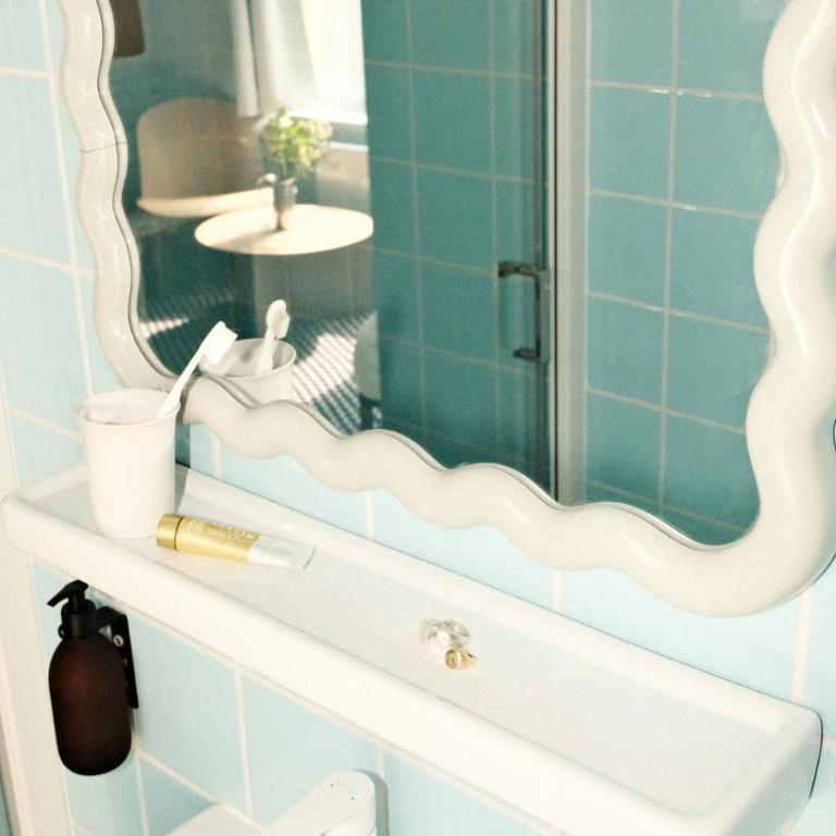 Chez Georges - Auberge Contemporaine - Chambre Double avec Salle de Bains Privative - 1