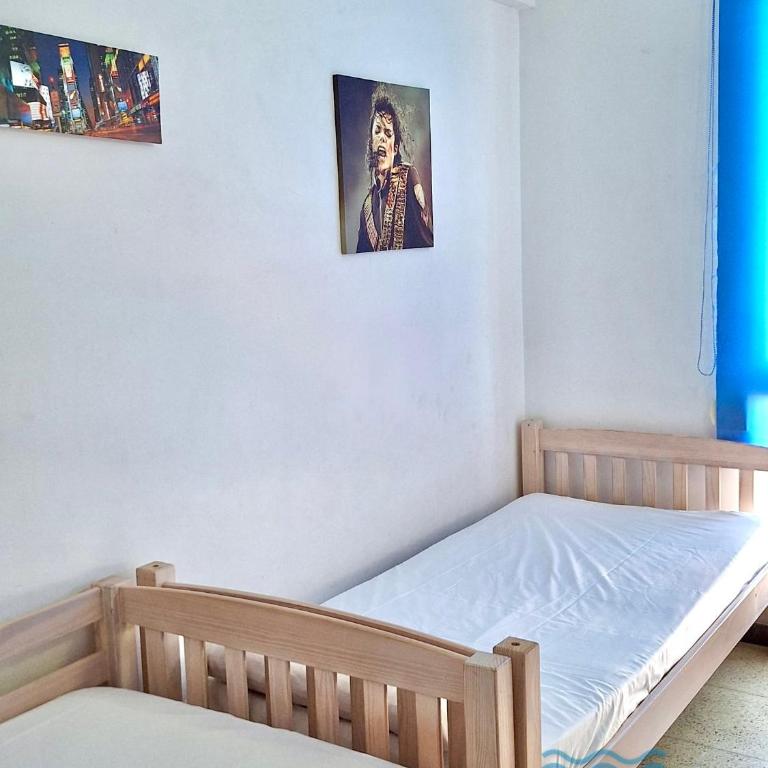 APARTBEACH CAPRI FRONT BEACH CLIMA y WIFI - Apartment - 9