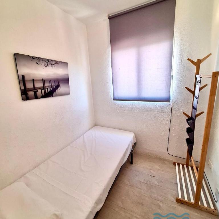 APARTBEACH CAPRI FRONT BEACH CLIMA y WIFI - Apartment - 10