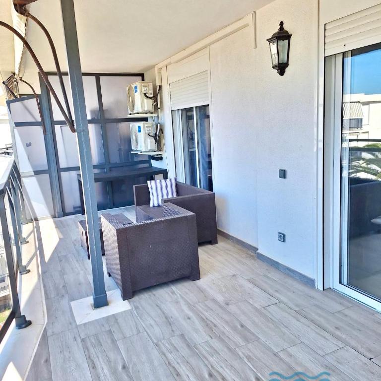 APARTBEACH CAPRI FRONT BEACH CLIMA y WIFI - Apartment - 27