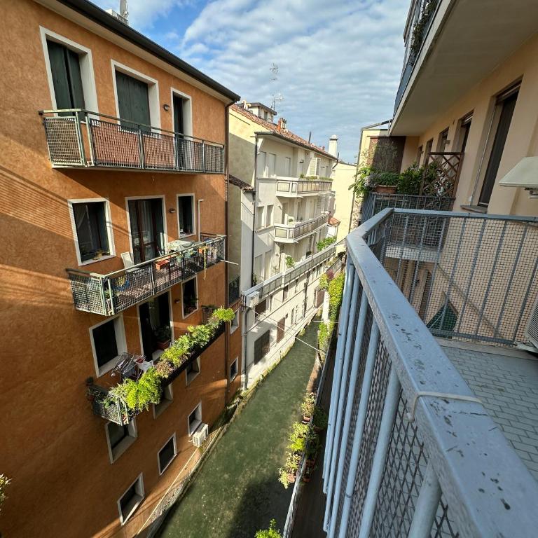 Comfort e Charme nel Cuore di Treviso TV - One-Bedroom Apartment - 15