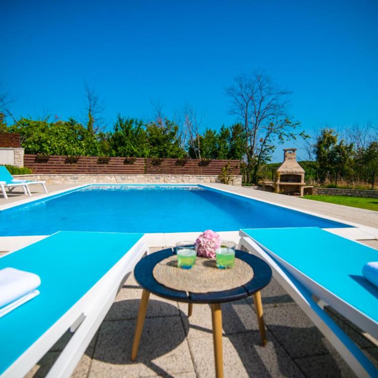 Villa Tia - Villa with Private Pool - 9