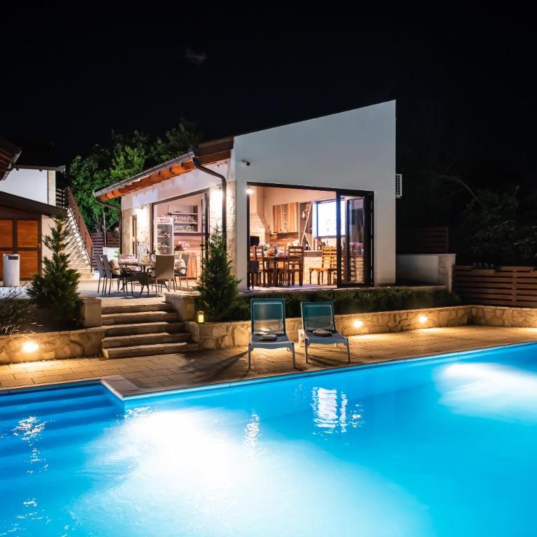 Villa Tia - Vila sa Sopstvenim Bazenom - 12