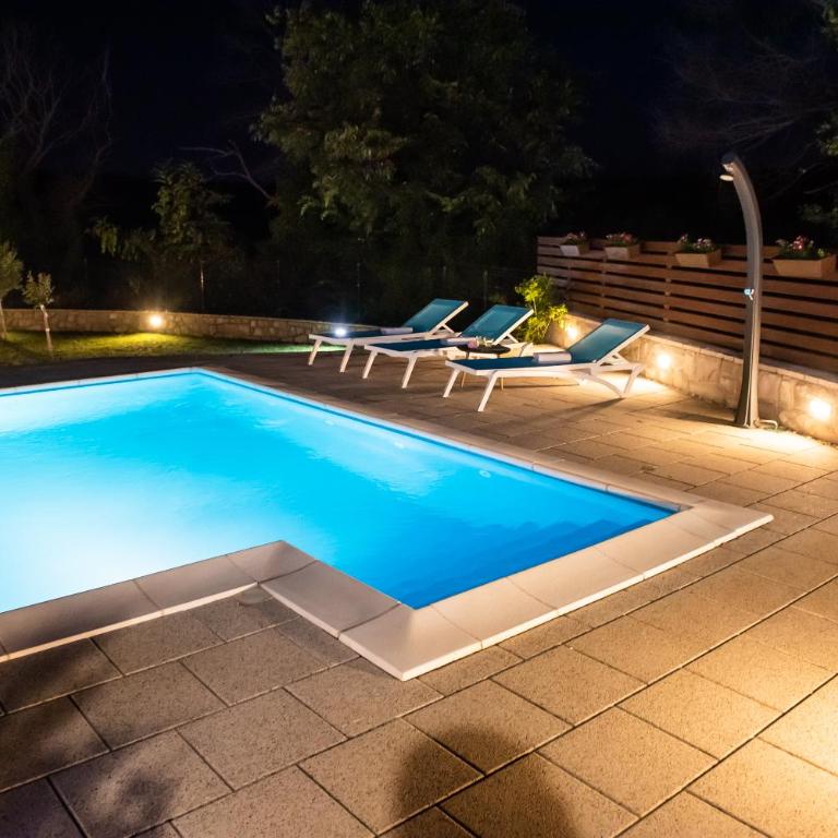 Villa Tia - Villa with Private Pool - 24