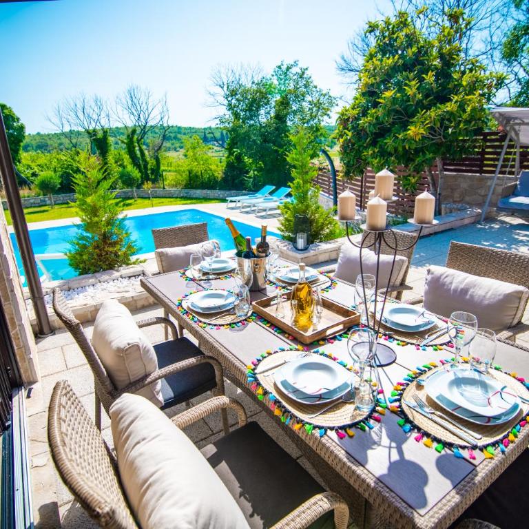 Villa Tia - Villa with Private Pool - 8