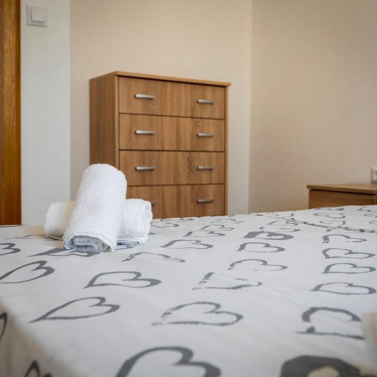 Apartman RiS - Deluks Apartman sa 2 Spavaće Sobe i Pogledom na Vrt - 11