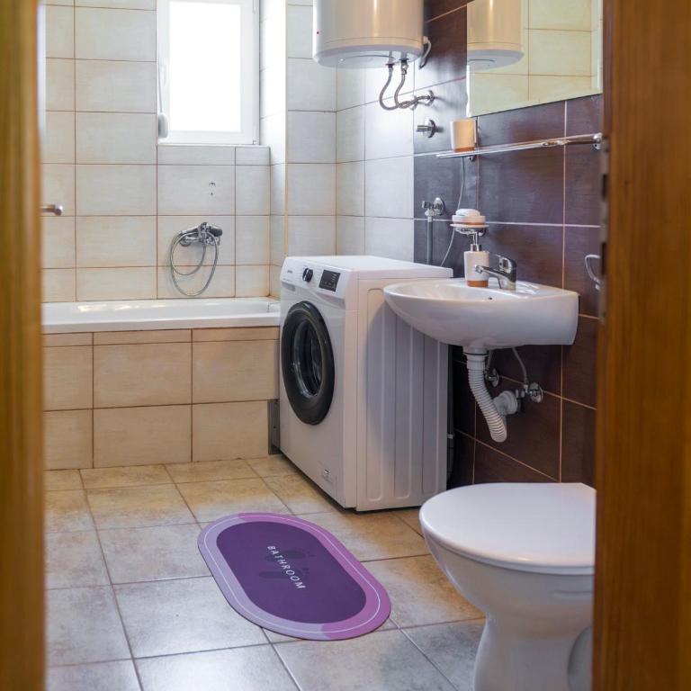 Apartman RiS - Deluks Apartman sa 2 Spavaće Sobe i Pogledom na Vrt - 15