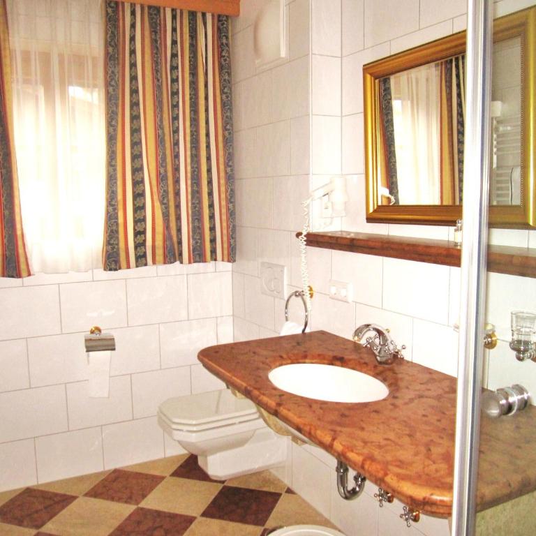Gasthof Hotel Doktorwirt - Doppel- oder Zweibettzimmer - 7