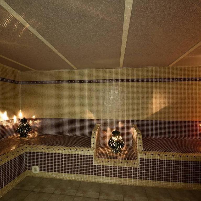 Appartement dans l'aile du château 130M2 6 personnes - Two-Bedroom Apartment - 6