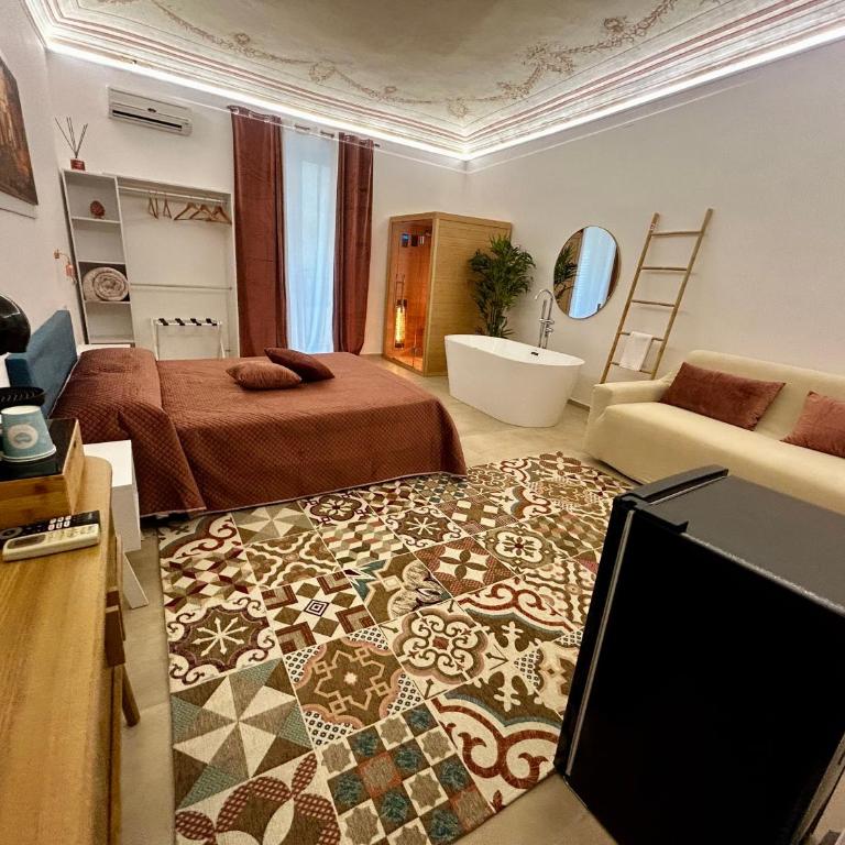 Massimo Rooms and suite - King Room with Spa Bath - 26