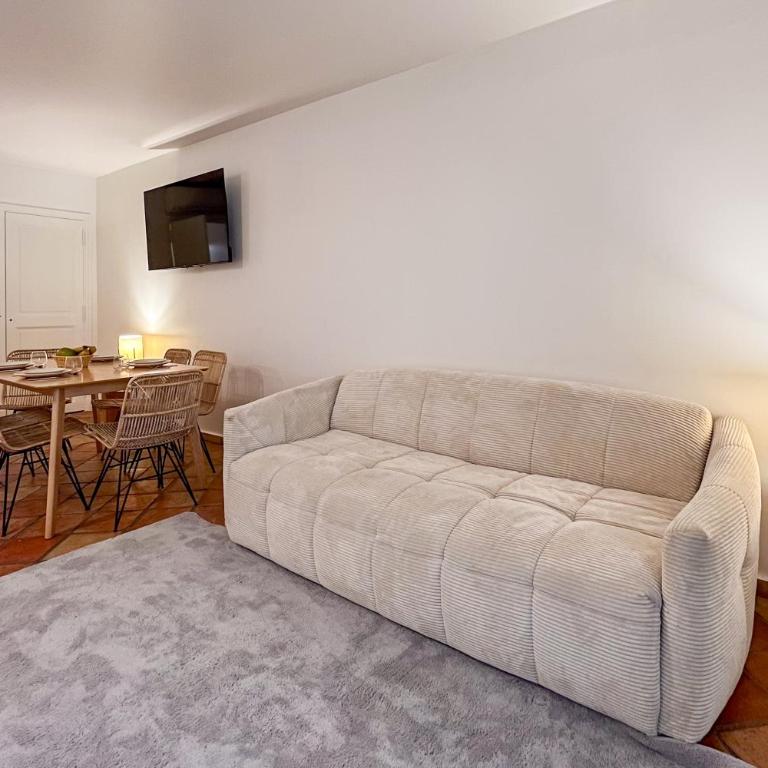 Place des Lices - NK - Two-Bedroom Apartment - 15