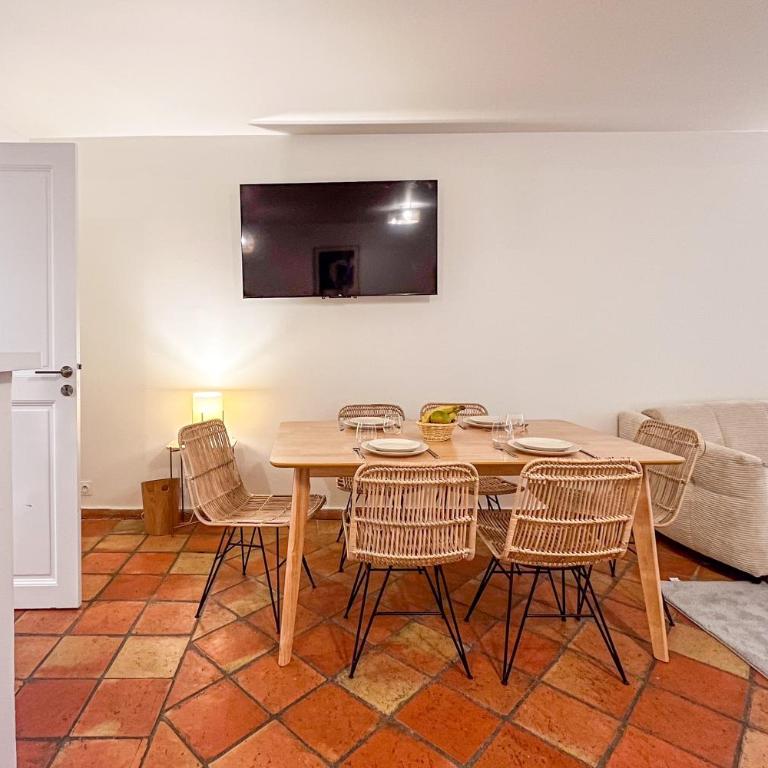Place des Lices - NK - Two-Bedroom Apartment - 34