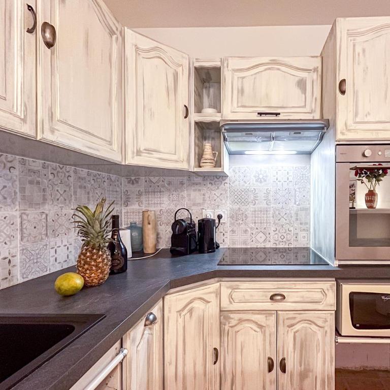 Place des Lices - NK - Two-Bedroom Apartment - 35
