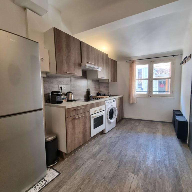 Renovated 2-room apartment in historic center - Standard Apartment mit 1 Schlafzimmer - 17