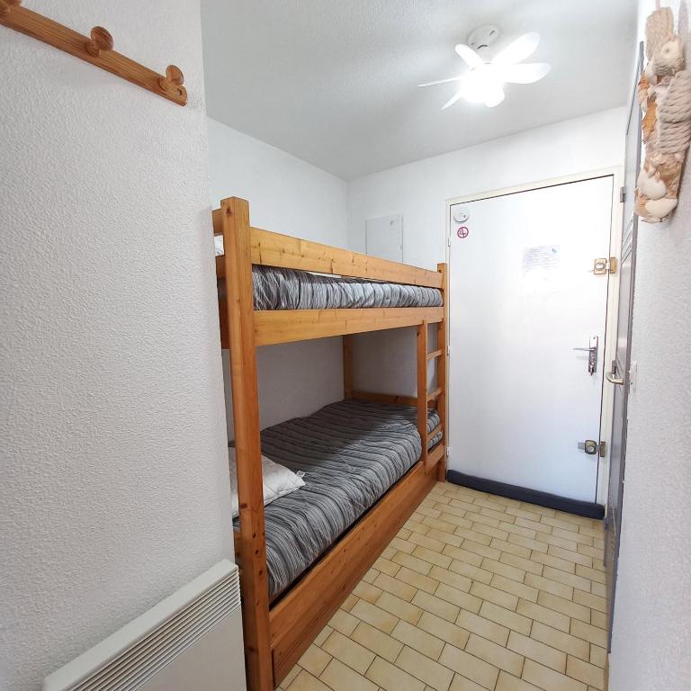 "LE COEUR GRAU" 4 personnes , parking privé , proche mer et tout commerces , 10 mn du centre ville à pieds - Apartment mit Balkon - 6
