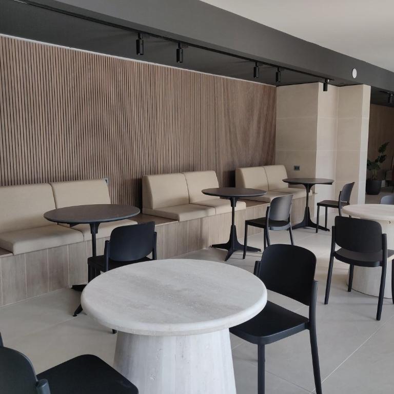 Chic Providencia Retreat Cozy 1BR for 3 Guests - Apartamento - 40
