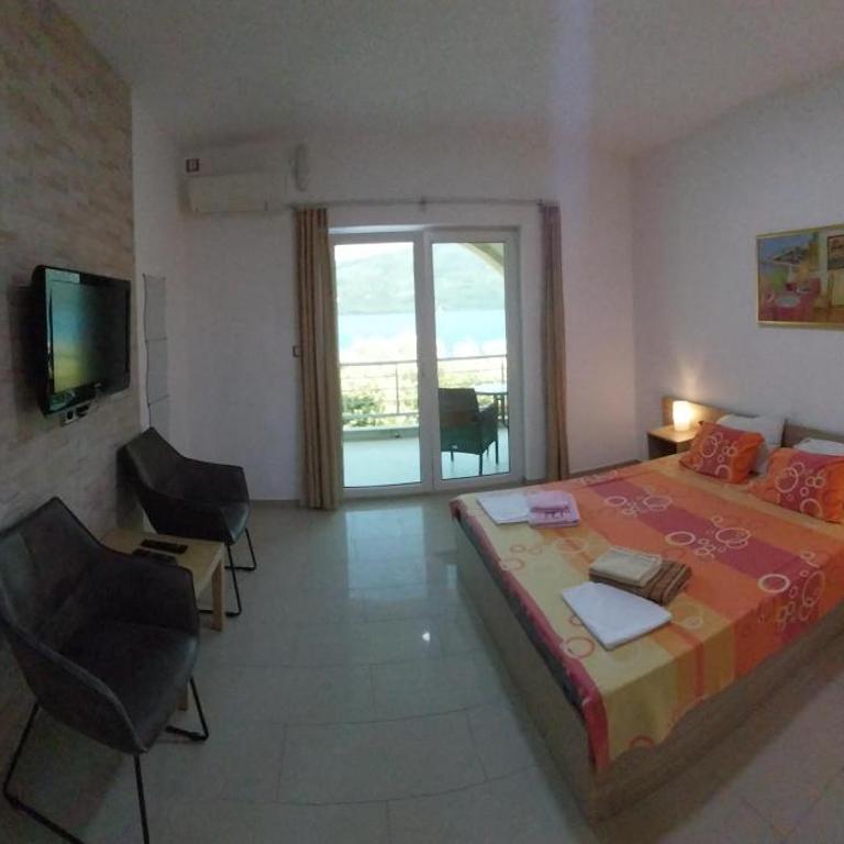 Apartments Villa Danilovic - Studio Apartment with Sea View - 7