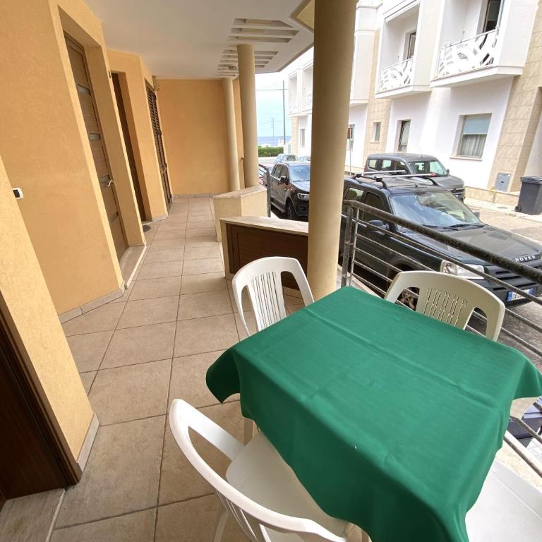Viola&Giacinto Holiday Home - Appartamento con 3 Camere da Letto - 8