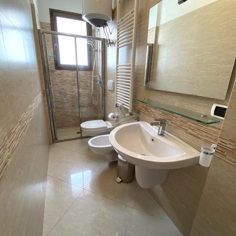 Viola&Giacinto Holiday Home - Appartamento con 3 Camere da Letto - 19