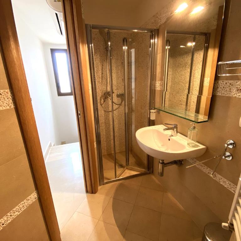 Viola&Giacinto Holiday Home - Appartamento con 2 Camere da Letto - 14