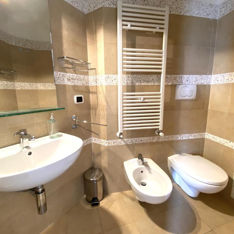 Viola&Giacinto Holiday Home - Appartamento con 2 Camere da Letto - 10