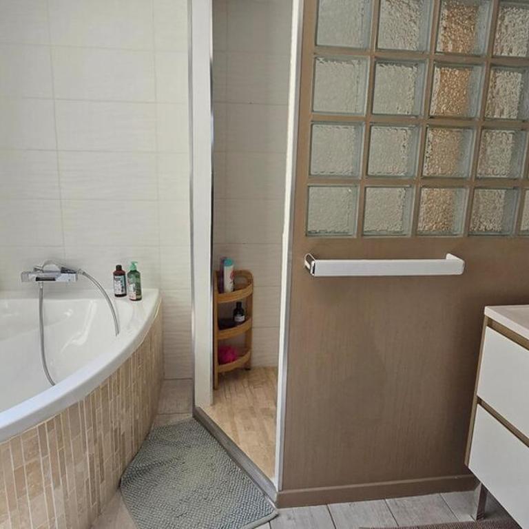 Maison de pêcheur bord de mer - Three-Bedroom House - 9