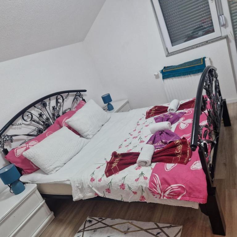 Apartman Villa E&M - Villa - Beach Front - 4