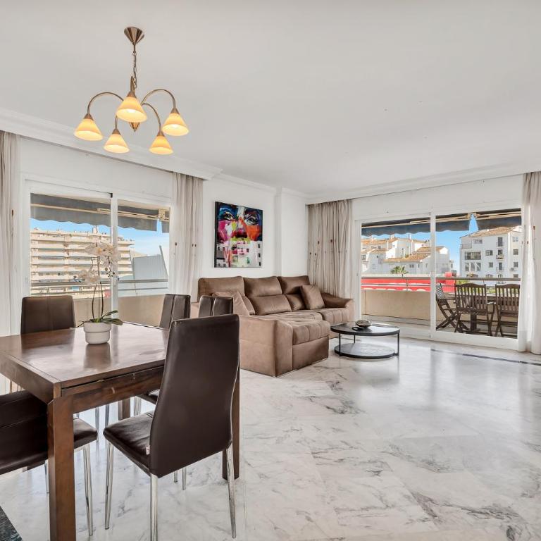 LetsMarbella - Grand 3BR Corner APT - Marina Banus - Apartamento de 3 dormitorios - 1
