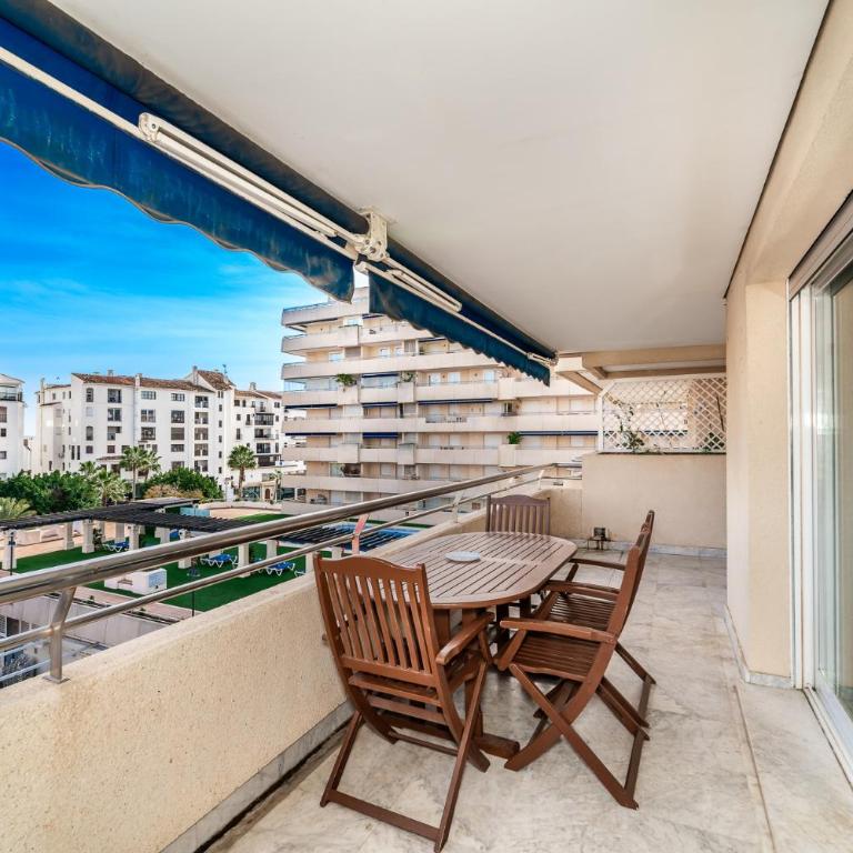 LetsMarbella - Grand 3BR Corner APT - Marina Banus - Apartamento de 3 dormitorios - 4
