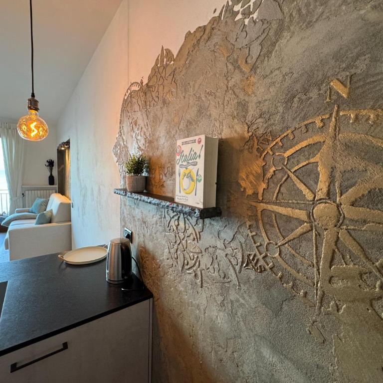 La Dolce Vista - Two-Bedroom Apartment with Lake View - 9