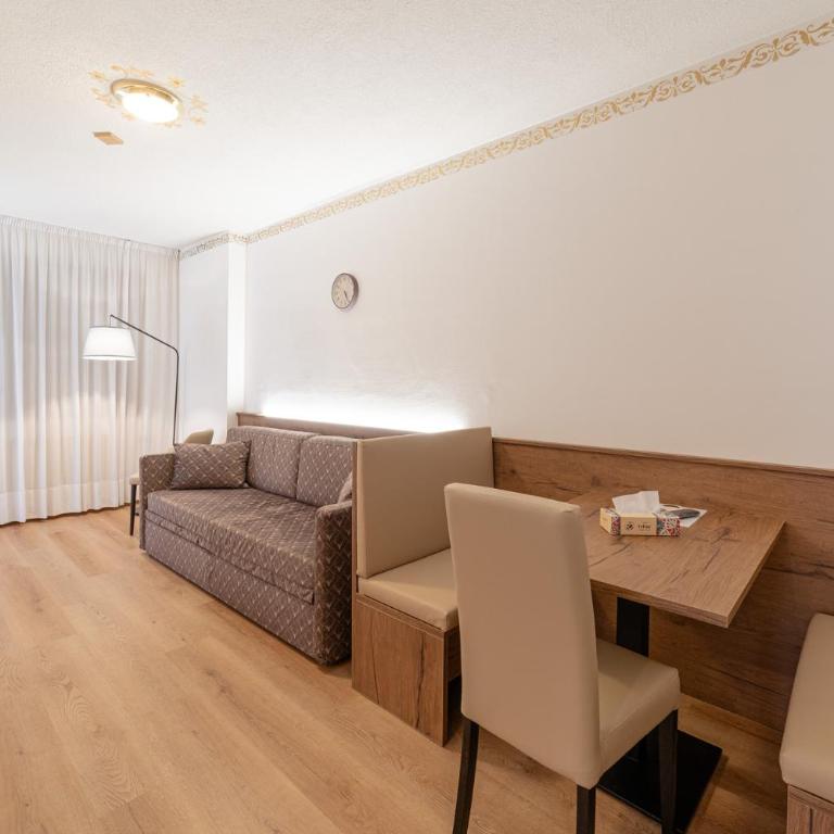 Pineta Pastry Hotel - Suite con Sauna - 11
